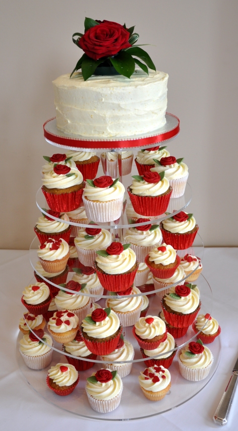 The couple chose Carrot Cupcakes Lemon Cupcakes and a Carrot Cake as the 